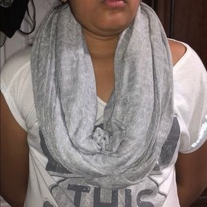 Light grey scarf